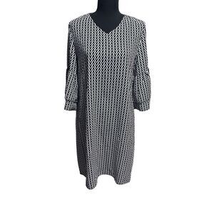 Ayigar Women’s Size M Slip On VNeck Bell Sleeve Dress New